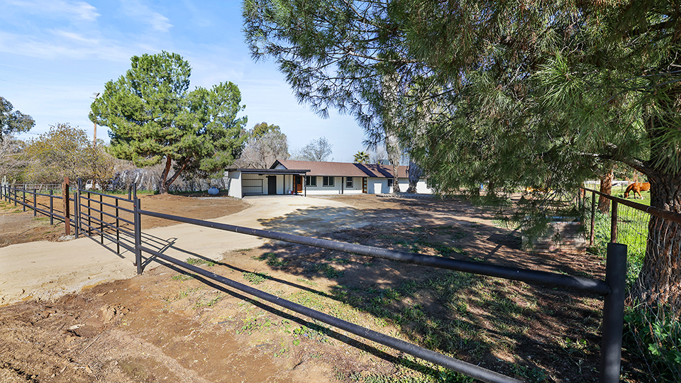 22500 Avenue 340, Woodlake, CA