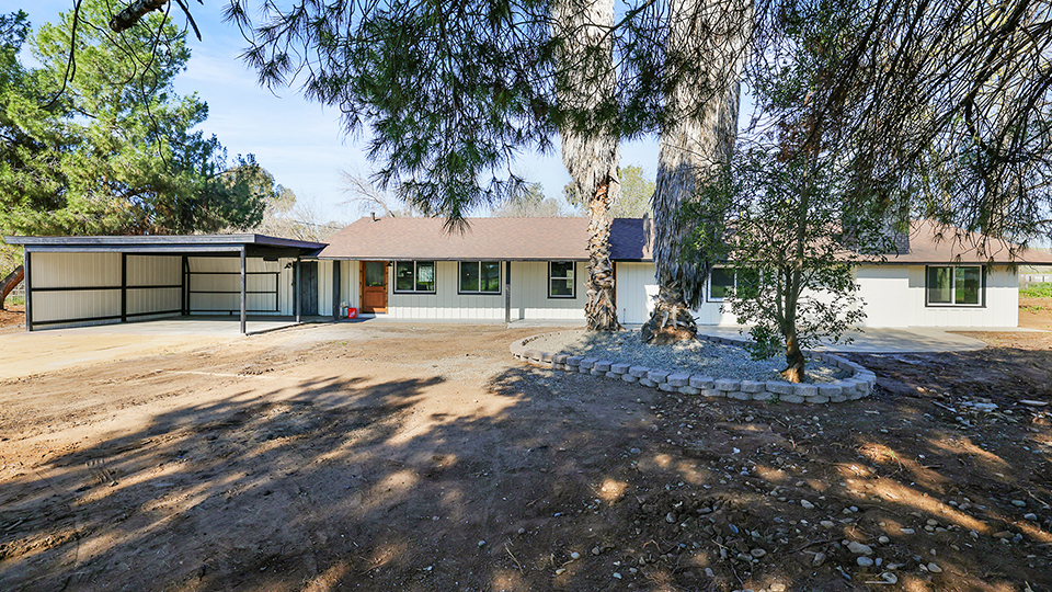 22500 Avenue 340, Woodlake, CA